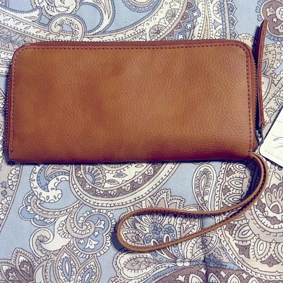 Free People Handbags - Free People Brown Vegan Leather Wallet Wristlet New with Tags